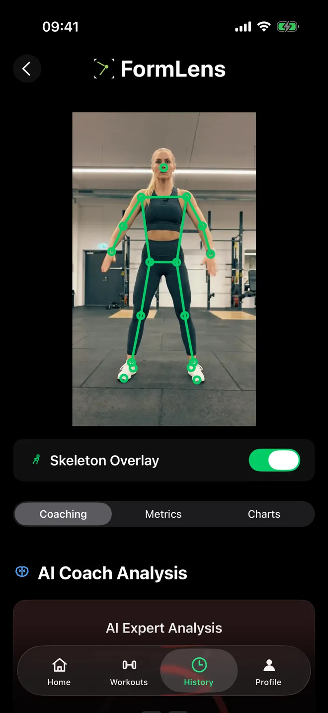 FormLens skeleton overlay drawn on a filmed squat